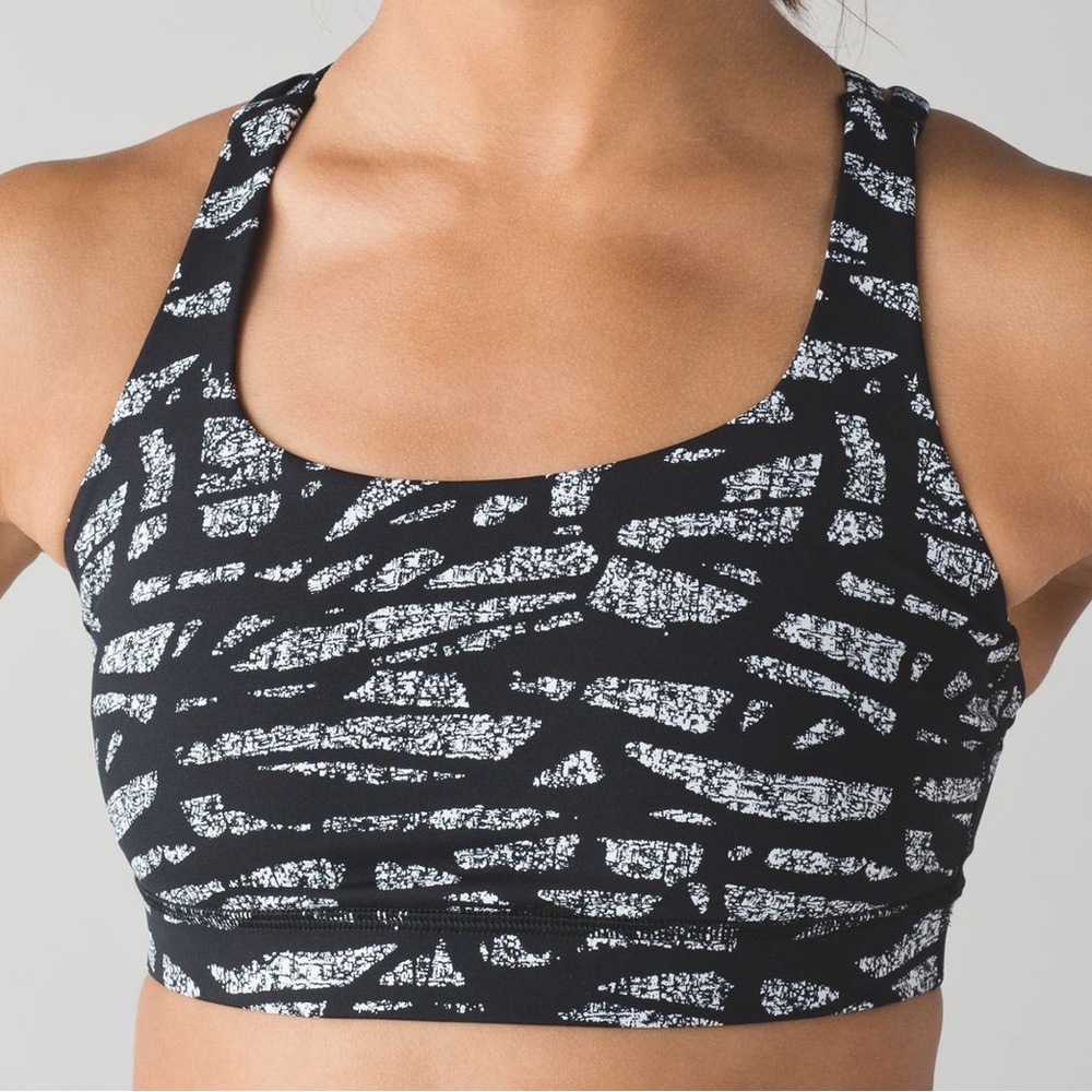 Lululemon Energy Bra in Mini Graf Black White Size 10